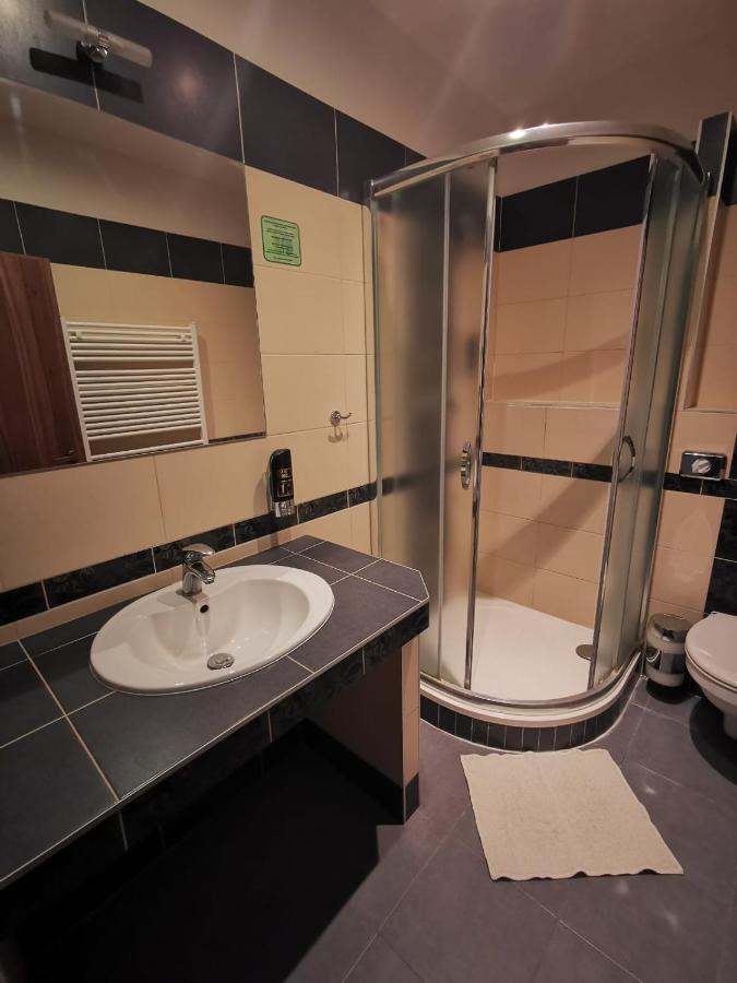 Hotel Palackeho 135 Melnik Luaran gambar