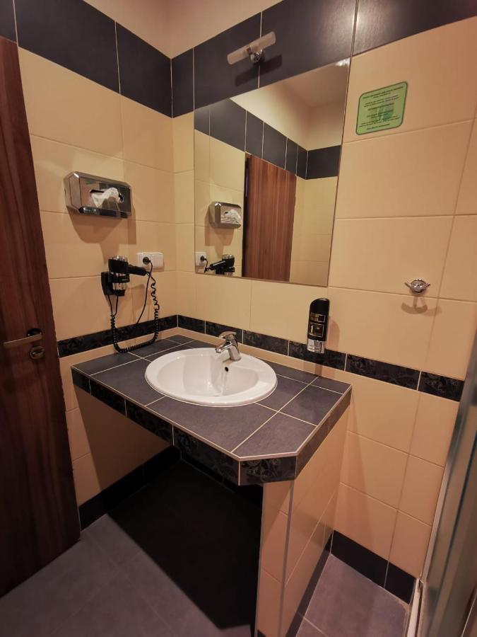 Hotel Palackeho 135 Melnik Luaran gambar