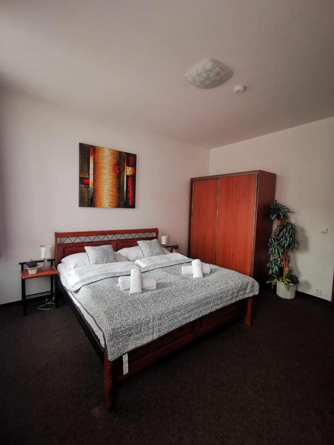 Hotel Palackeho 135 Melnik Luaran gambar