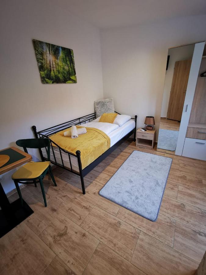 Hotel Palackeho 135 Melnik Luaran gambar